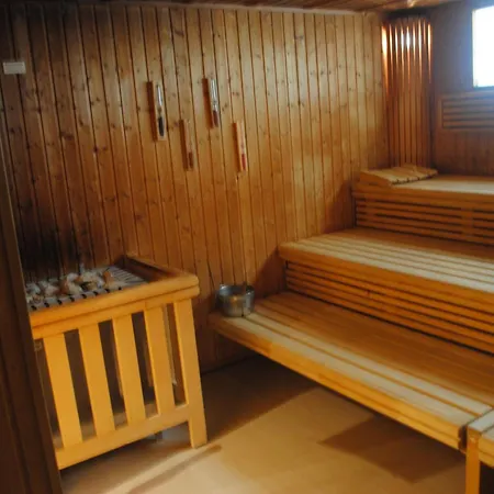 Familienwohnung Sonnenschein Mit Hallenbad, Sauna & Activcard Apartman *